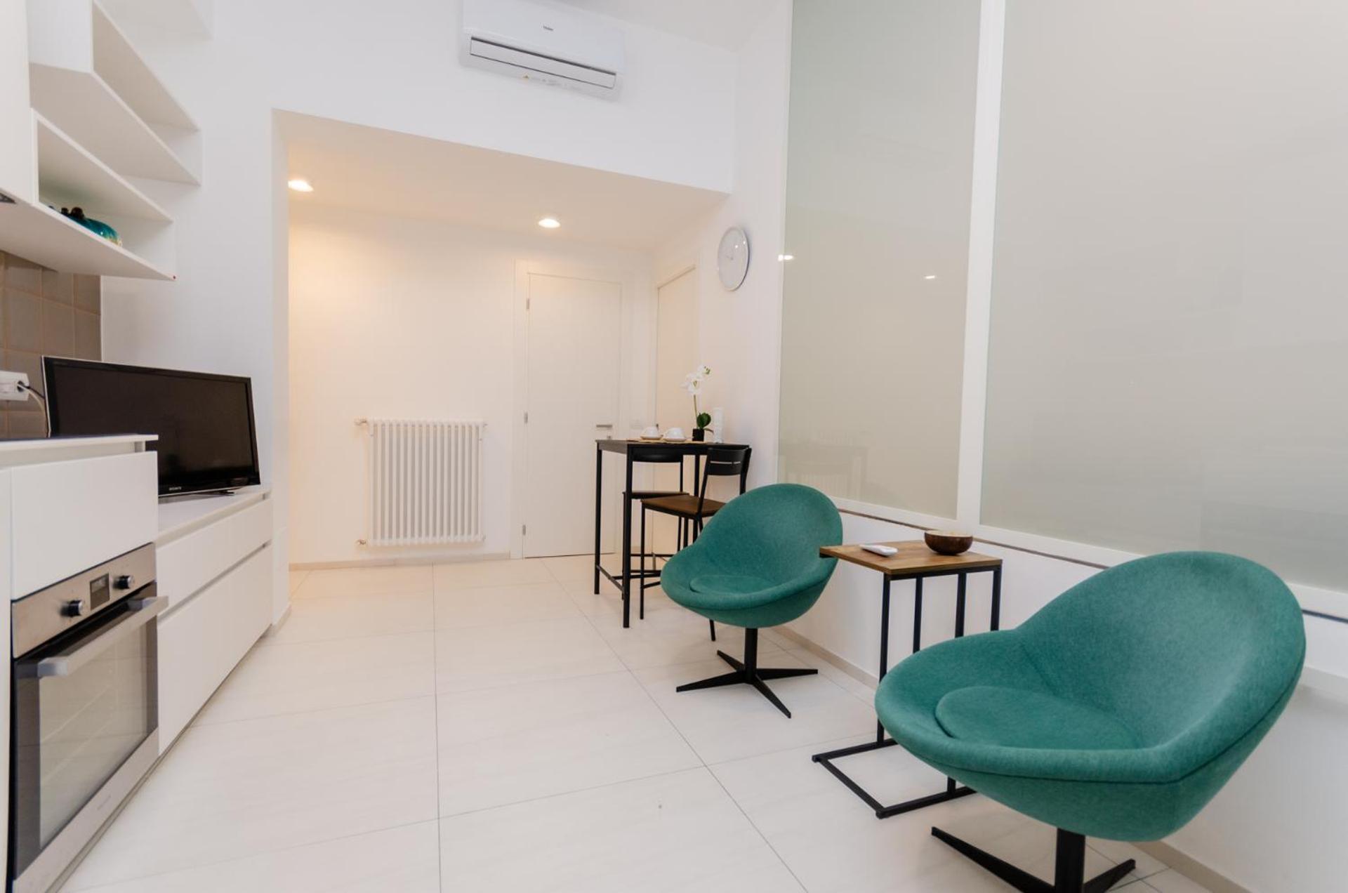 Mini Loft Linate Airport And Blu Metro Milão Exterior foto